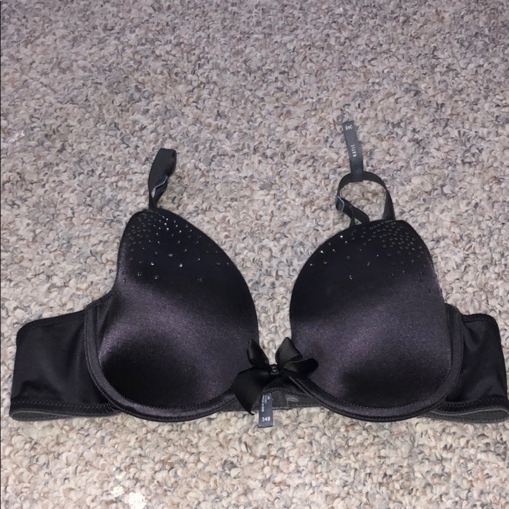 Adorable bedazzled bra